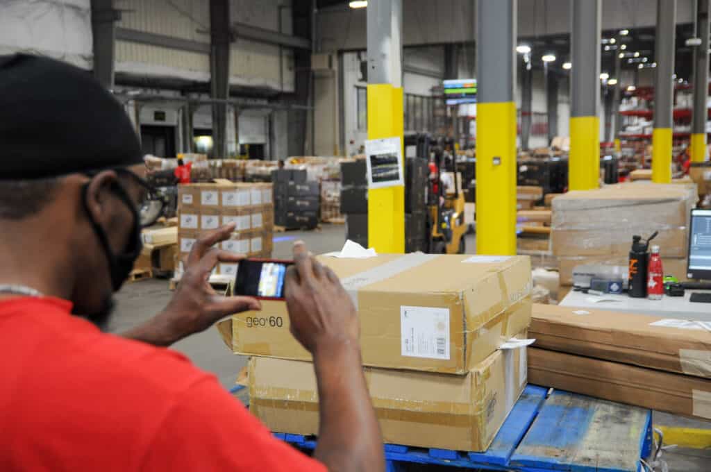 returns warehouse services